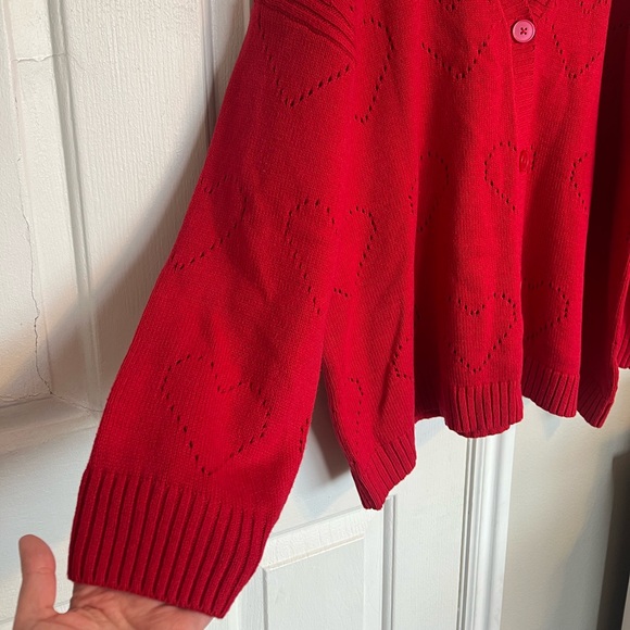 CJ Banks Red Oversized Button Front Cardigan with Pointelle Heart Details NWT - Picture 2 of 5